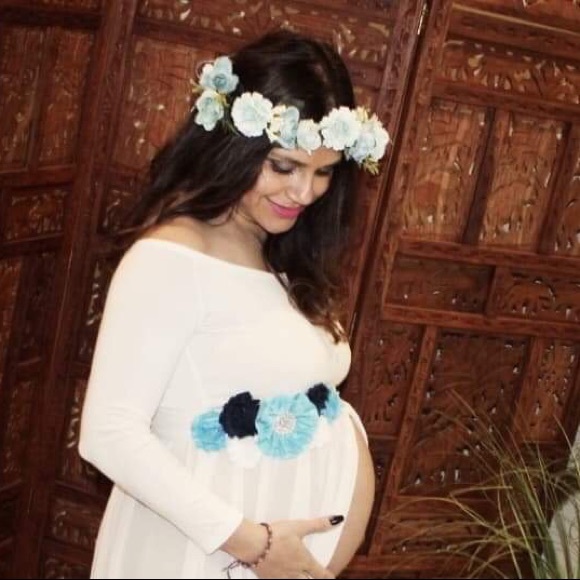 Preloved flower 🌸 crown for pregnancy 🤰🏻photos - Picture 4 of 4